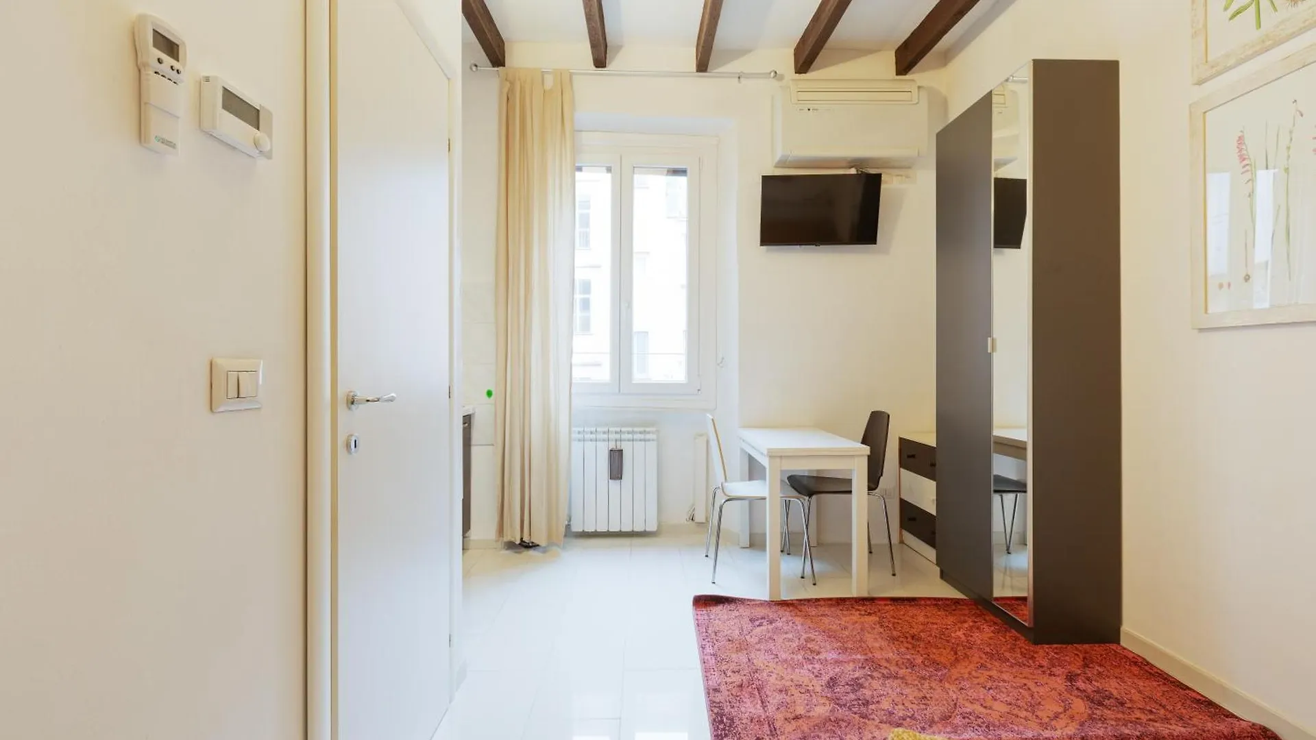 Porta Genova - Navigli - Monolocale Apartment Milan Italy