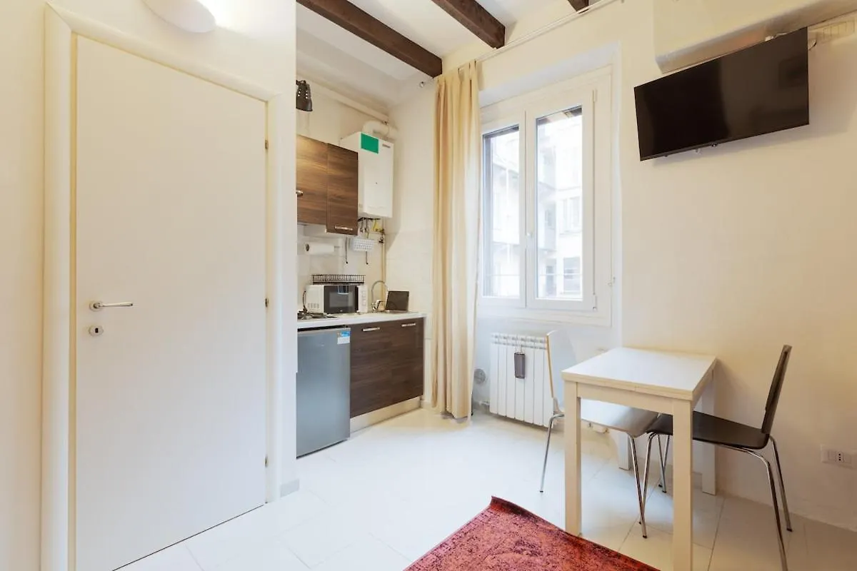 Porta Genova - Navigli - Monolocale Apartment Milan