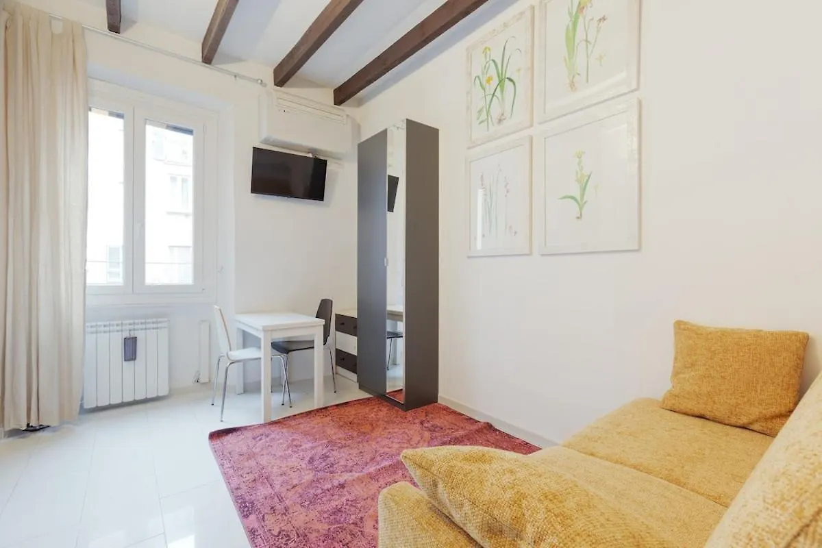 Porta Genova - Navigli - Monolocale Apartment Milan